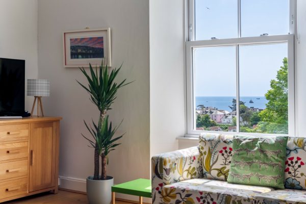 Falmouth Stays Manacles living room sea view